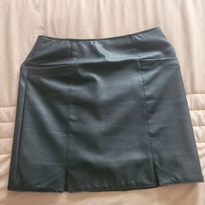 Elegant Black Leather Skirt